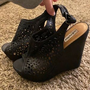 Black Wedges! Size 6.